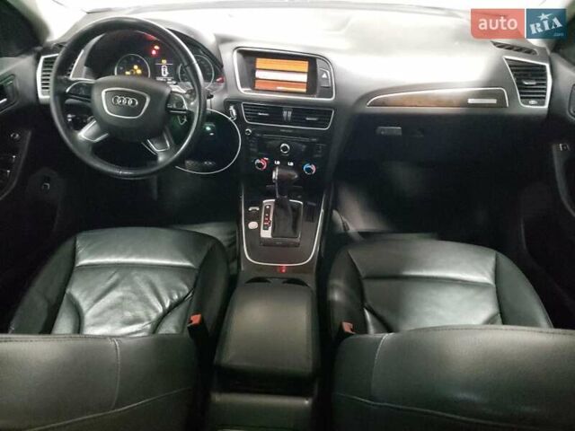 Белый Ауди Ку 5, объемом двигателя 1.98 л и пробегом 170 тыс. км за 2500 $, фото 7 на Automoto.ua