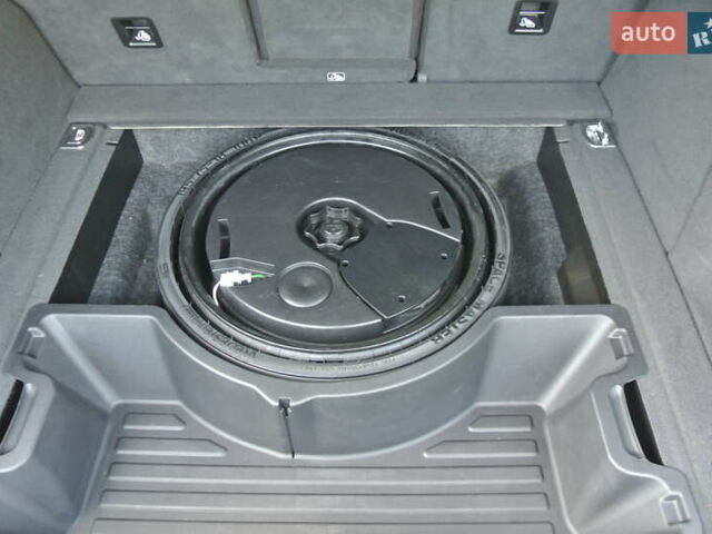 Белый Ауди Ку 5, объемом двигателя 1.98 л и пробегом 146 тыс. км за 17900 $, фото 27 на Automoto.ua