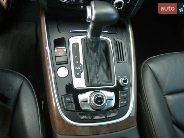 Белый Ауди Ку 5, объемом двигателя 1.98 л и пробегом 146 тыс. км за 17900 $, фото 39 на Automoto.ua