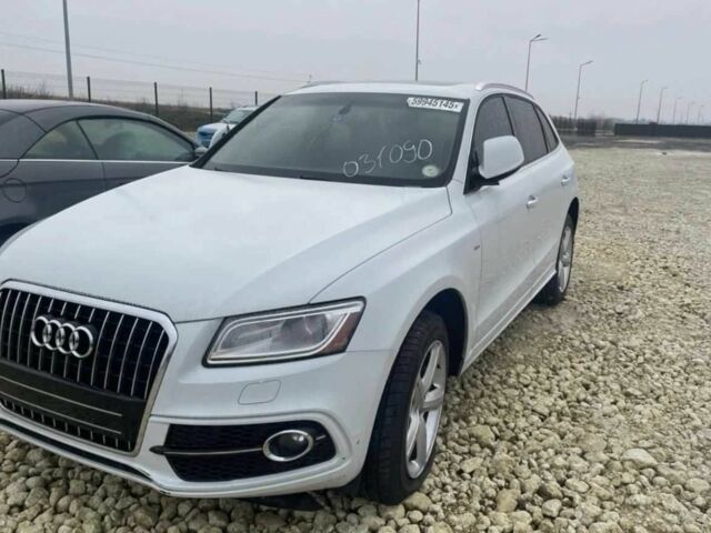 Белый Ауди Ку 5, объемом двигателя 2 л и пробегом 196 тыс. км за 12400 $, фото 3 на Automoto.ua