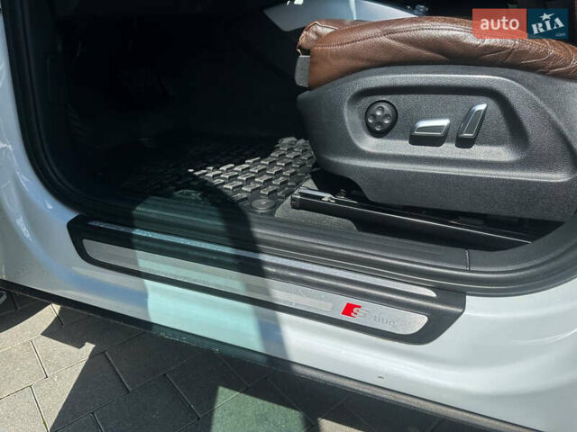 Белый Ауди Ку 5, объемом двигателя 1.98 л и пробегом 183 тыс. км за 18900 $, фото 28 на Automoto.ua