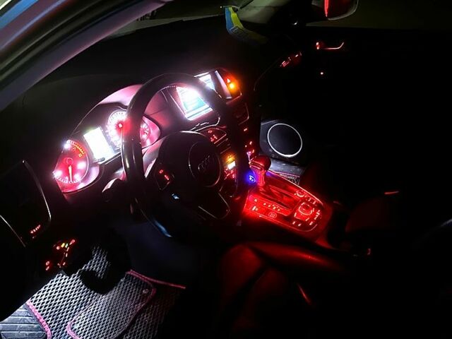 Ауди Ку 5 2016 в Днепре (Днепропетровске) на Automoto.ua Белый Ауди Ку 5, объемом двигателя 3 л и пробегом 140 тыс. км за 15500 $, фото 3 на Automoto.ua