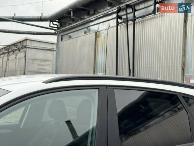 Белый Ауди Ку 5, объемом двигателя 2 л и пробегом 129 тыс. км за 15450 $, фото 30 на Automoto.ua