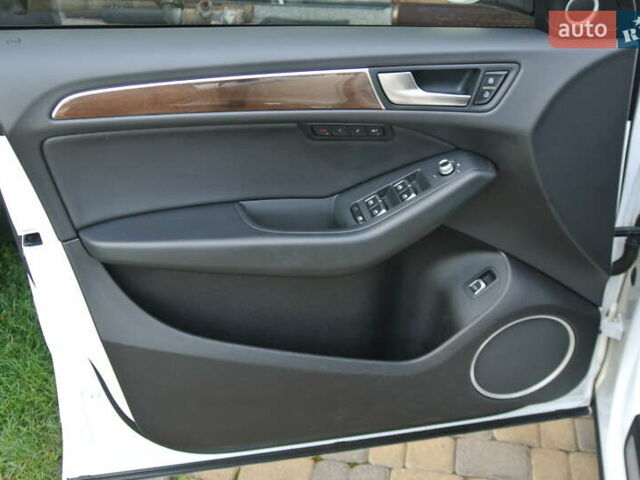 Белый Ауди Ку 5, объемом двигателя 1.98 л и пробегом 146 тыс. км за 17900 $, фото 10 на Automoto.ua