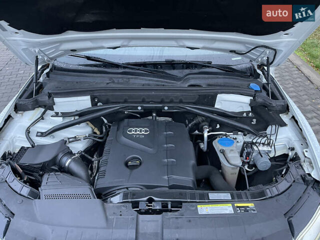 Белый Ауди Ку 5, объемом двигателя 2 л и пробегом 233 тыс. км за 15500 $, фото 25 на Automoto.ua