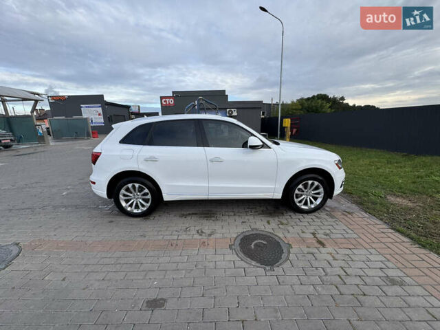 Белый Ауди Ку 5, объемом двигателя 1.98 л и пробегом 136 тыс. км за 19200 $, фото 6 на Automoto.ua