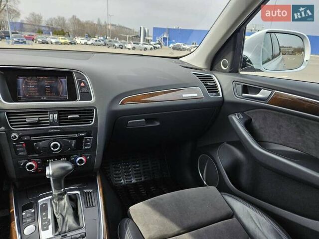 Білий Ауді Ку 5, об'ємом двигуна 1.98 л та пробігом 100 тис. км за 23400 $, фото 28 на Automoto.ua