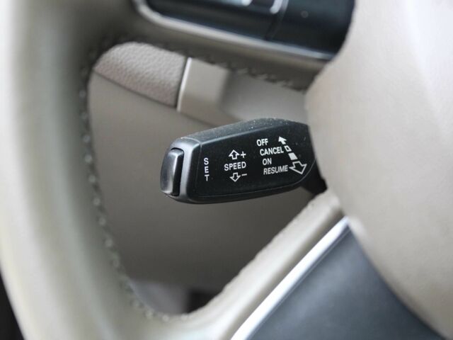 Білий Ауді Ку 5, об'ємом двигуна 2 л та пробігом 150 тис. км за 16900 $, фото 22 на Automoto.ua