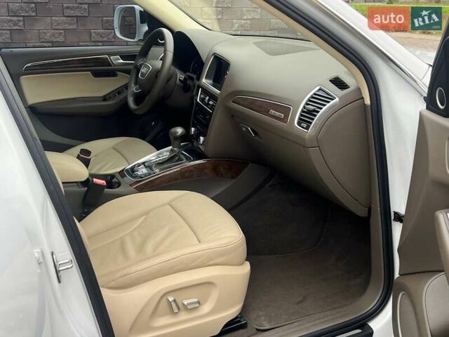 Белый Ауди Ку 5, объемом двигателя 1.98 л и пробегом 278 тыс. км за 13900 $, фото 31 на Automoto.ua