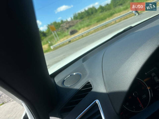 Белый Ауди Ку 5, объемом двигателя 1.98 л и пробегом 183 тыс. км за 18900 $, фото 27 на Automoto.ua