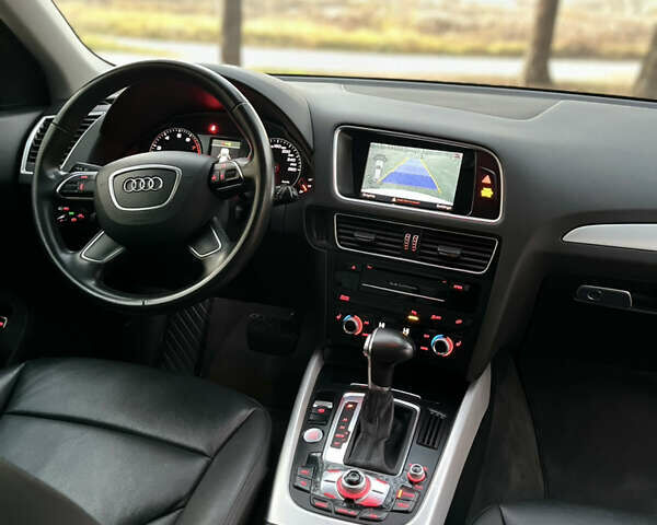 Белый Ауди Ку 5, объемом двигателя 2 л и пробегом 174 тыс. км за 16599 $, фото 8 на Automoto.ua