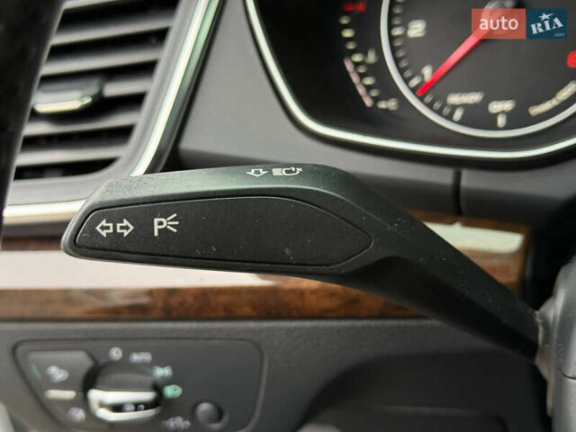 Белый Ауди Ку 5, объемом двигателя 1.98 л и пробегом 200 тыс. км за 22499 $, фото 44 на Automoto.ua