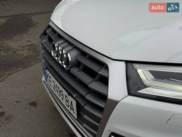 Белый Ауди Ку 5, объемом двигателя 1.98 л и пробегом 200 тыс. км за 22499 $, фото 18 на Automoto.ua
