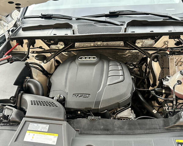 Белый Ауди Ку 5, объемом двигателя 1.98 л и пробегом 74 тыс. км за 26500 $, фото 52 на Automoto.ua