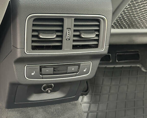 Белый Ауди Ку 5, объемом двигателя 1.98 л и пробегом 74 тыс. км за 26500 $, фото 39 на Automoto.ua