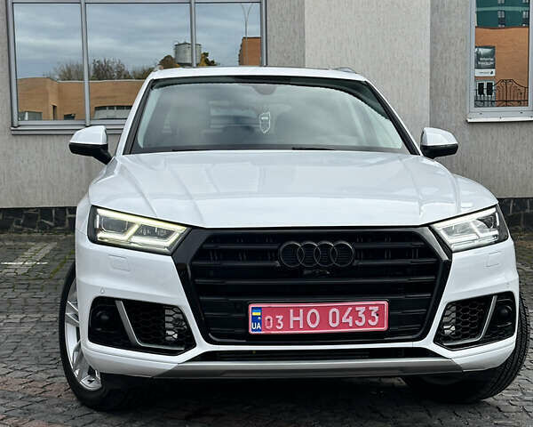 Белый Ауди Ку 5, объемом двигателя 1.98 л и пробегом 74 тыс. км за 26500 $, фото 8 на Automoto.ua