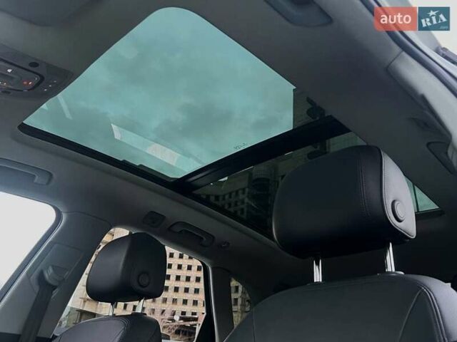 Белый Ауди Ку 5, объемом двигателя 2 л и пробегом 68 тыс. км за 26000 $, фото 26 на Automoto.ua