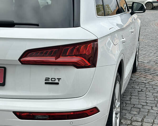 Белый Ауди Ку 5, объемом двигателя 1.98 л и пробегом 74 тыс. км за 26500 $, фото 28 на Automoto.ua