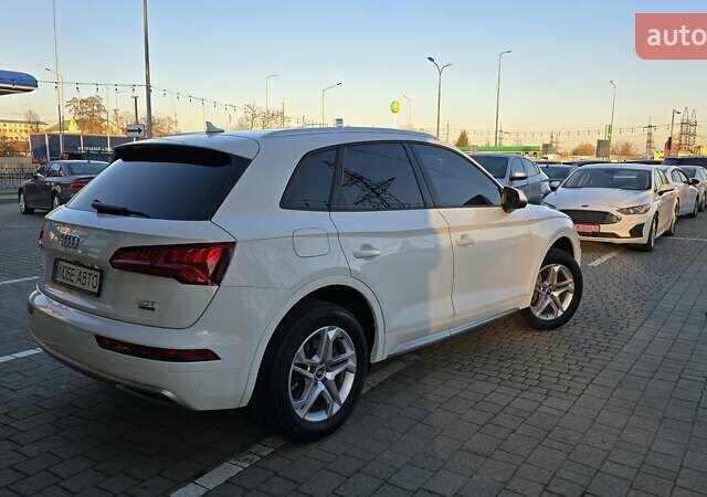 Белый Ауди Ку 5, объемом двигателя 1.98 л и пробегом 259 тыс. км за 19000 $, фото 3 на Automoto.ua