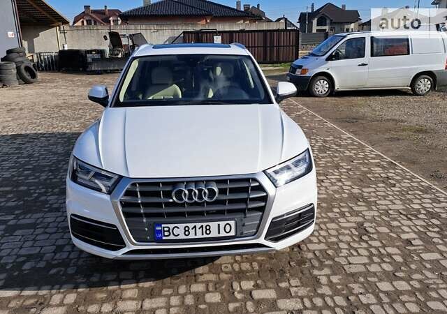 Белый Ауди Ку 5, объемом двигателя 1.98 л и пробегом 80 тыс. км за 27400 $, фото 37 на Automoto.ua