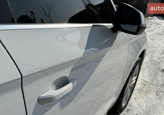 Белый Ауди Ку 5, объемом двигателя 1.98 л и пробегом 112 тыс. км за 29000 $, фото 28 на Automoto.ua