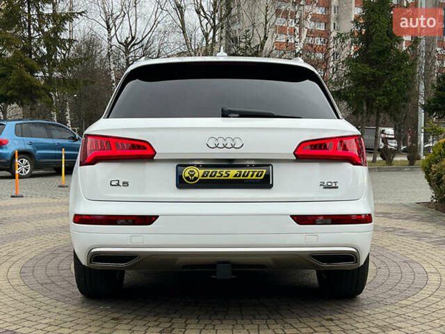 Белый Ауди Ку 5, объемом двигателя 1.98 л и пробегом 106 тыс. км за 23800 $, фото 5 на Automoto.ua