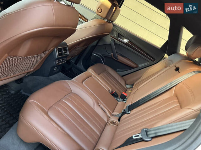 Белый Ауди Ку 5, объемом двигателя 2 л и пробегом 43 тыс. км за 27950 $, фото 46 на Automoto.ua