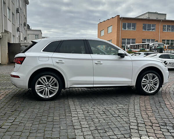 Белый Ауди Ку 5, объемом двигателя 1.98 л и пробегом 74 тыс. км за 26500 $, фото 21 на Automoto.ua