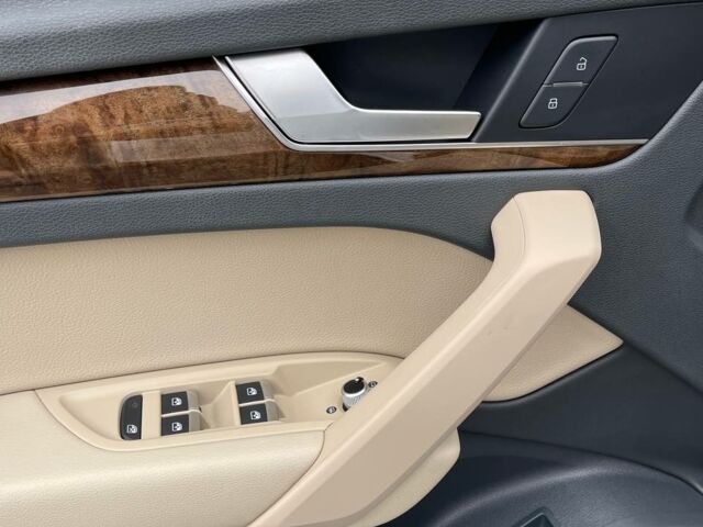 Белый Ауди Ку 5, объемом двигателя 2 л и пробегом 146 тыс. км за 21900 $, фото 10 на Automoto.ua