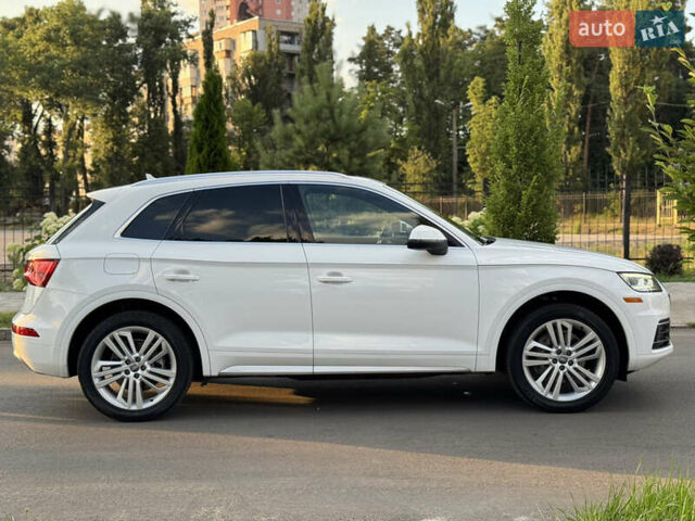 Белый Ауди Ку 5, объемом двигателя 2 л и пробегом 127 тыс. км за 24900 $, фото 13 на Automoto.ua