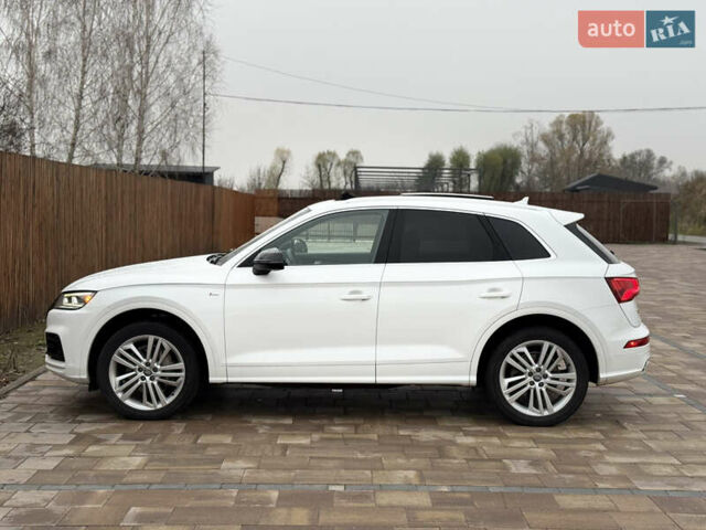 Белый Ауди Ку 5, объемом двигателя 1.98 л и пробегом 60 тыс. км за 26900 $, фото 10 на Automoto.ua