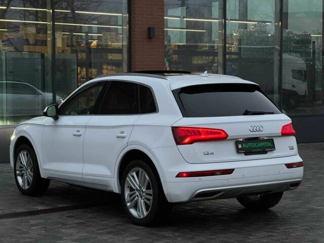 Белый Ауди Ку 5, объемом двигателя 2 л и пробегом 142 тыс. км за 25990 $, фото 5 на Automoto.ua