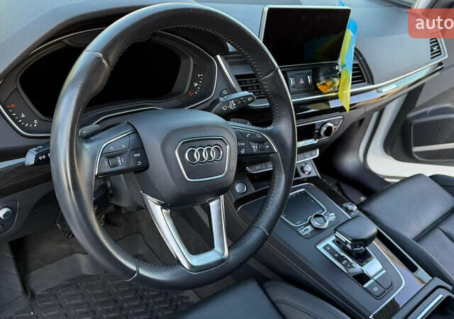 Белый Ауди Ку 5, объемом двигателя 1.98 л и пробегом 127 тыс. км за 27777 $, фото 19 на Automoto.ua