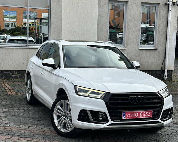 Белый Ауди Ку 5, объемом двигателя 1.98 л и пробегом 74 тыс. км за 26500 $, фото 6 на Automoto.ua