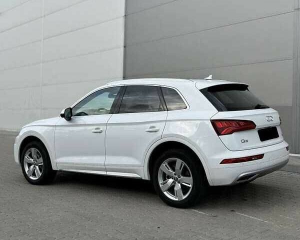 Белый Ауди Ку 5, объемом двигателя 2 л и пробегом 136 тыс. км за 15500 $, фото 9 на Automoto.ua