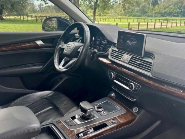 Білий Ауді Ку 5, об'ємом двигуна 2 л та пробігом 90 тис. км за 13000 $, фото 18 на Automoto.ua