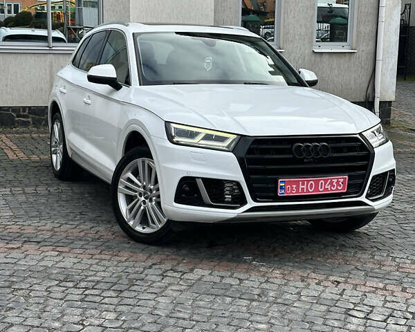 Белый Ауди Ку 5, объемом двигателя 1.98 л и пробегом 74 тыс. км за 26500 $, фото 5 на Automoto.ua