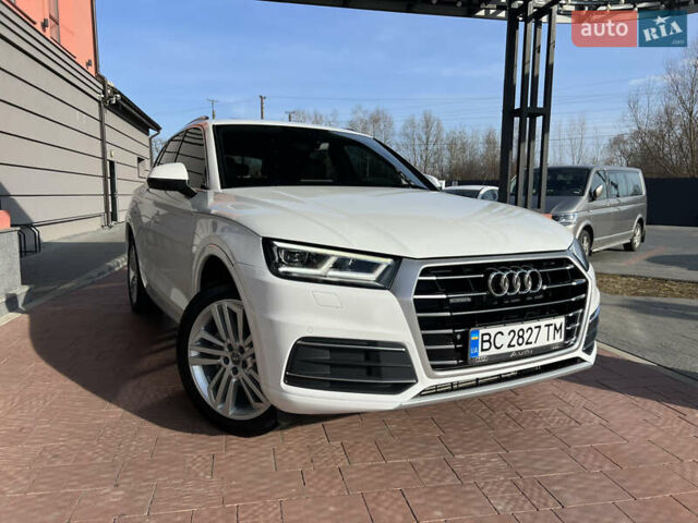 Белый Ауди Ку 5, объемом двигателя 2 л и пробегом 43 тыс. км за 27950 $, фото 6 на Automoto.ua