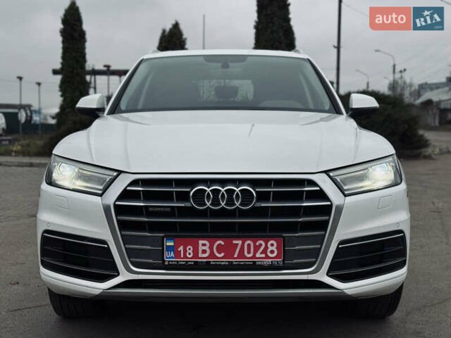 Белый Ауди Ку 5, объемом двигателя 1.98 л и пробегом 143 тыс. км за 25500 $, фото 1 на Automoto.ua