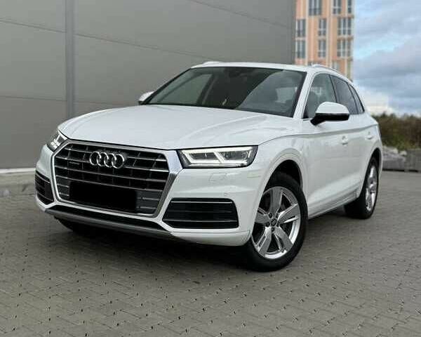 Белый Ауди Ку 5, объемом двигателя 2 л и пробегом 136 тыс. км за 15500 $, фото 1 на Automoto.ua