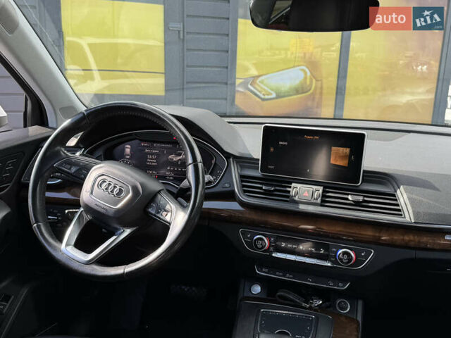 Белый Ауди Ку 5, объемом двигателя 1.98 л и пробегом 173 тыс. км за 21900 $, фото 45 на Automoto.ua