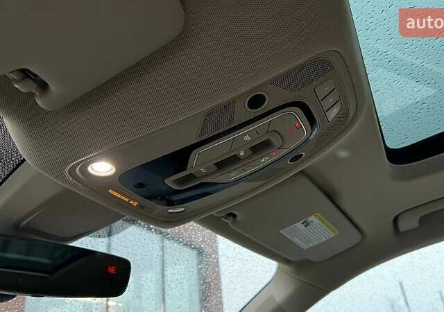 Белый Ауди Ку 5, объемом двигателя 2 л и пробегом 142 тыс. км за 25990 $, фото 36 на Automoto.ua