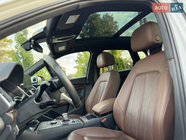 Белый Ауди Ку 5, объемом двигателя 2 л и пробегом 127 тыс. км за 24900 $, фото 43 на Automoto.ua