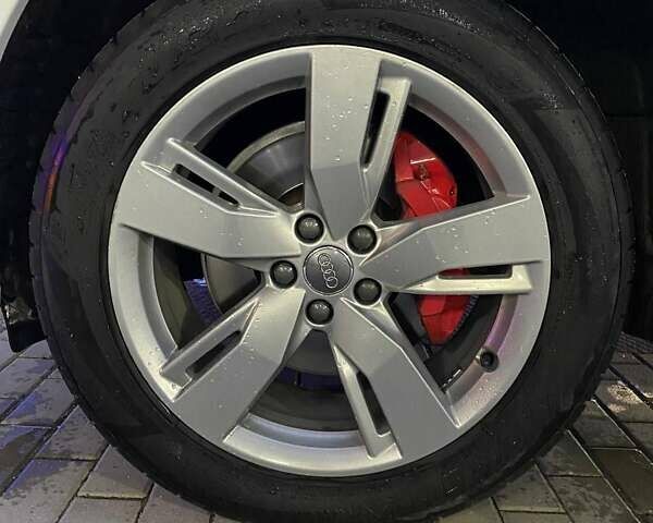 Білий Ауді Ку 5, об'ємом двигуна 1.98 л та пробігом 215 тис. км за 22650 $, фото 13 на Automoto.ua