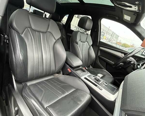 Белый Ауди Ку 5, объемом двигателя 1.98 л и пробегом 138 тыс. км за 29500 $, фото 40 на Automoto.ua