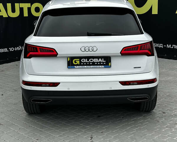 Білий Ауді Ку 5, об'ємом двигуна 1.97 л та пробігом 223 тис. км за 30900 $, фото 23 на Automoto.ua