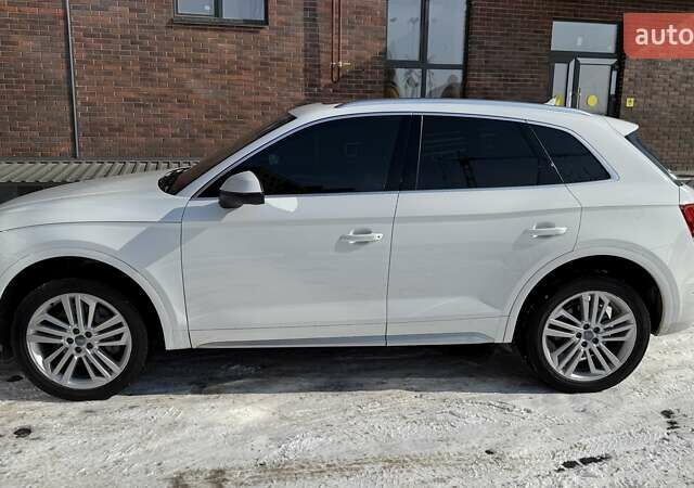 Белый Ауди Ку 5, объемом двигателя 1.98 л и пробегом 112 тыс. км за 29000 $, фото 1 на Automoto.ua