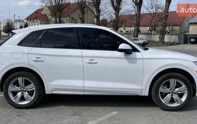 Білий Ауді Ку 5, об'ємом двигуна 1.98 л та пробігом 105 тис. км за 23499 $, фото 3 на Automoto.ua