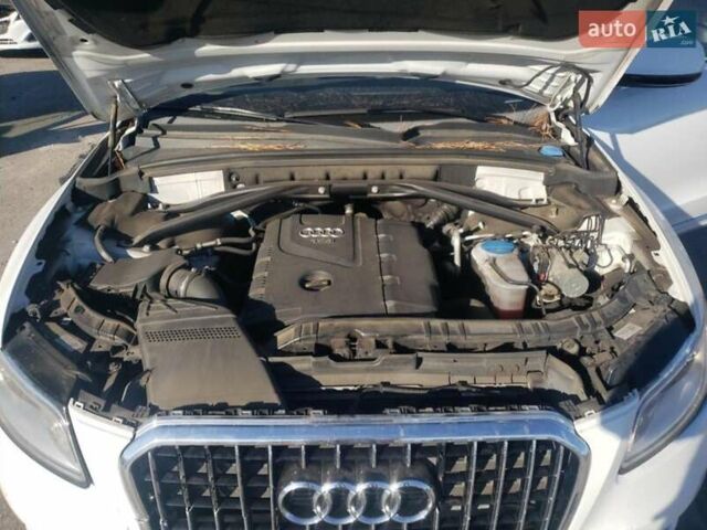 Білий Ауді Ку 5, об'ємом двигуна 1.98 л та пробігом 181 тис. км за 12950 $, фото 11 на Automoto.ua