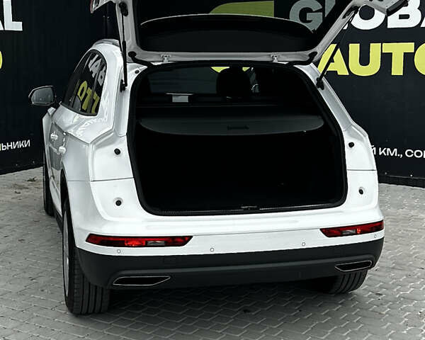 Білий Ауді Ку 5, об'ємом двигуна 1.97 л та пробігом 223 тис. км за 30900 $, фото 27 на Automoto.ua